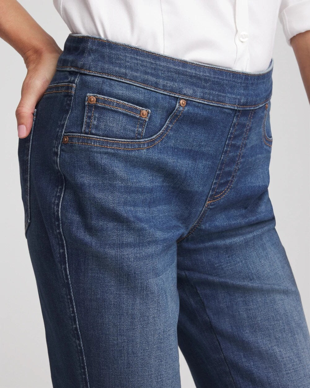 Petite Pull-On Slim Bootcut Jeggings - Chico's